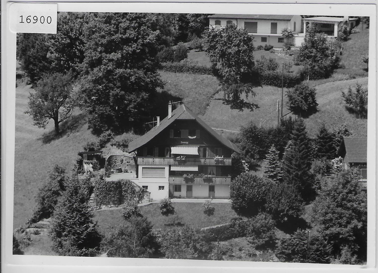 Cartoline postali: Flugaufnahme Chalet Sonneg Hertenstein – Antico da Ettingen venduto da Kartenplanet