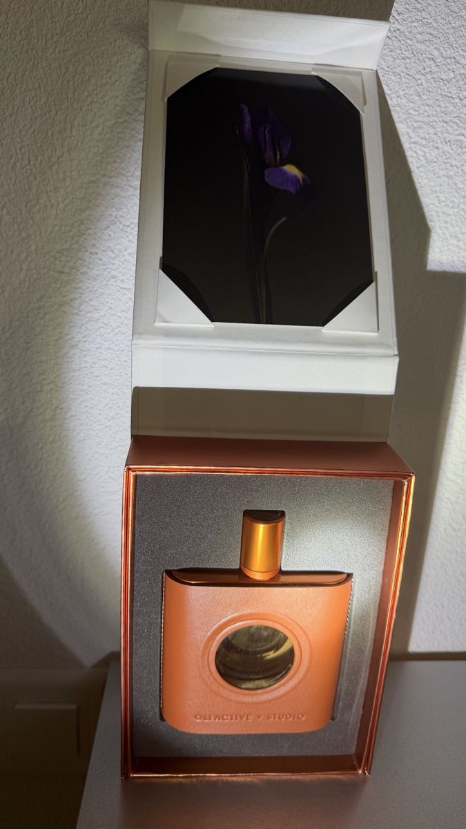 Profumi & Eau de Toilette: Olfactive Studio Iris Shot 100ml Parfum  – Usato da Sursee venduto da nst_czk2 4