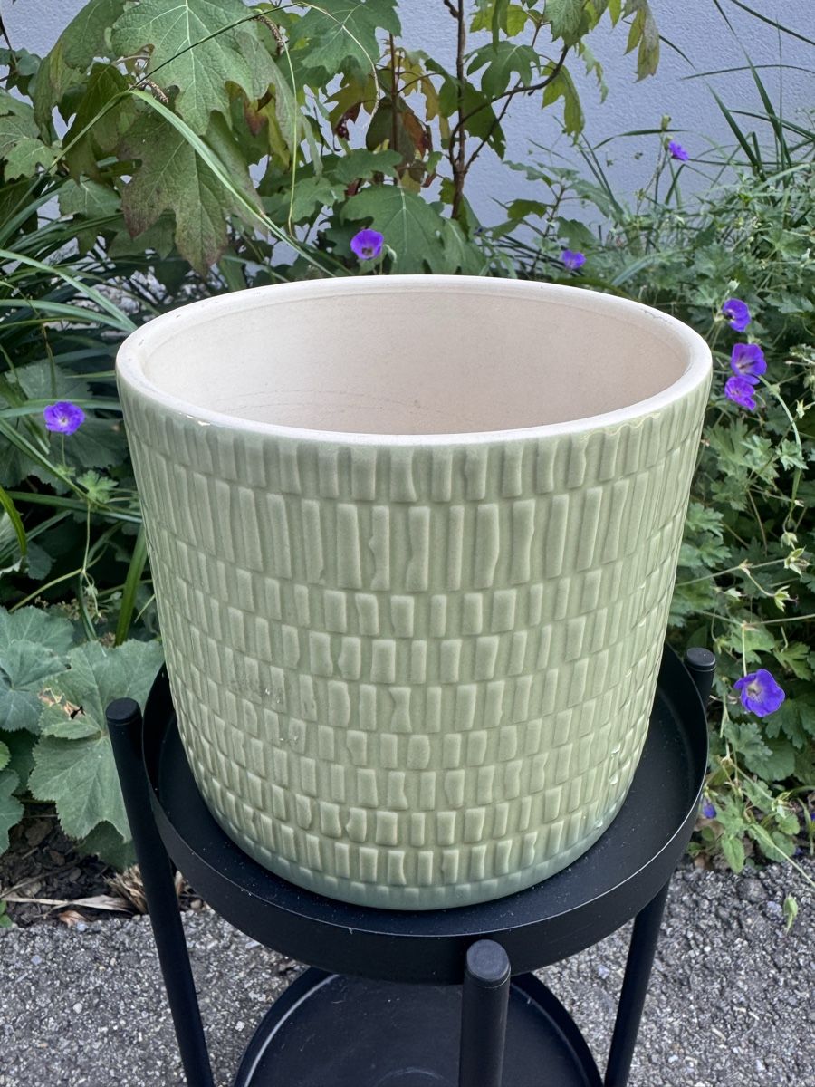 Ikea Blumentöpfe: Blumentopf Keramik hellgrün gemustert – Gebraucht aus Gibswil von Engelsgleich 5
