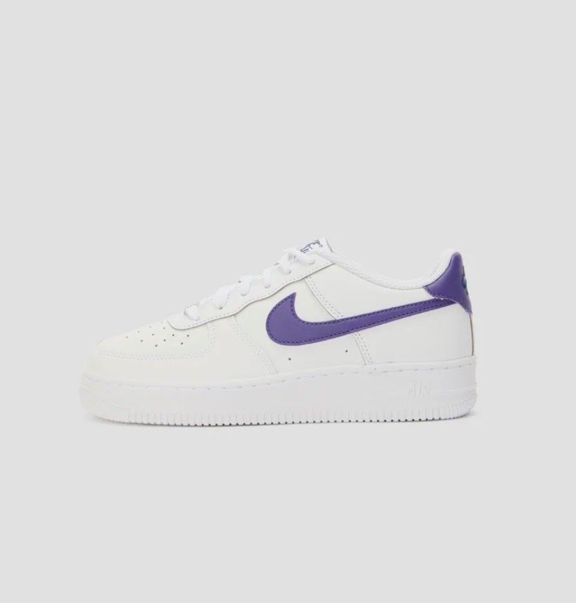 Nike Scarpe per ragazzi: Nike Air Force 1 Gr. 38.5 NEU – Nuovo (secondo la descrizione) da Waltenschwil venduto da hansnine