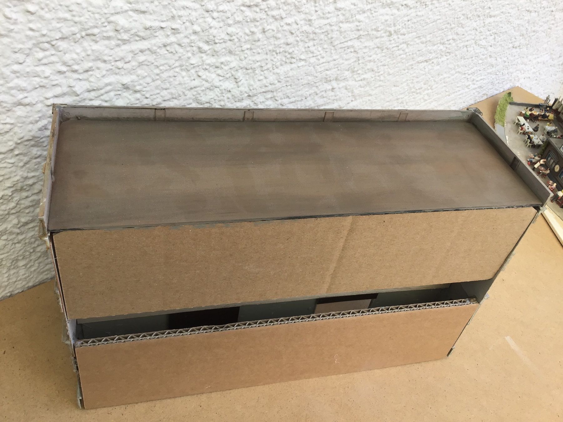 Modellini di ferrovie: LAGERGEBÄUDESPUR H0 TOP GEBAUT – Nuovo (secondo la descrizione) da Männedorf venduto da Spezial-Modelle 2