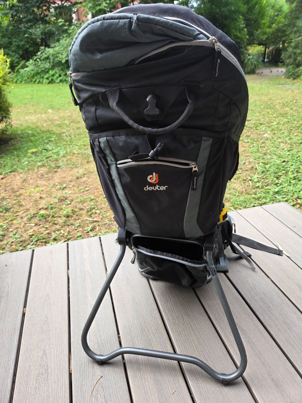 Deuter Marsupi portabebè: Deuter Kindertrage, Top Zustand – Usato da Basel venduto da man_c7d2 1