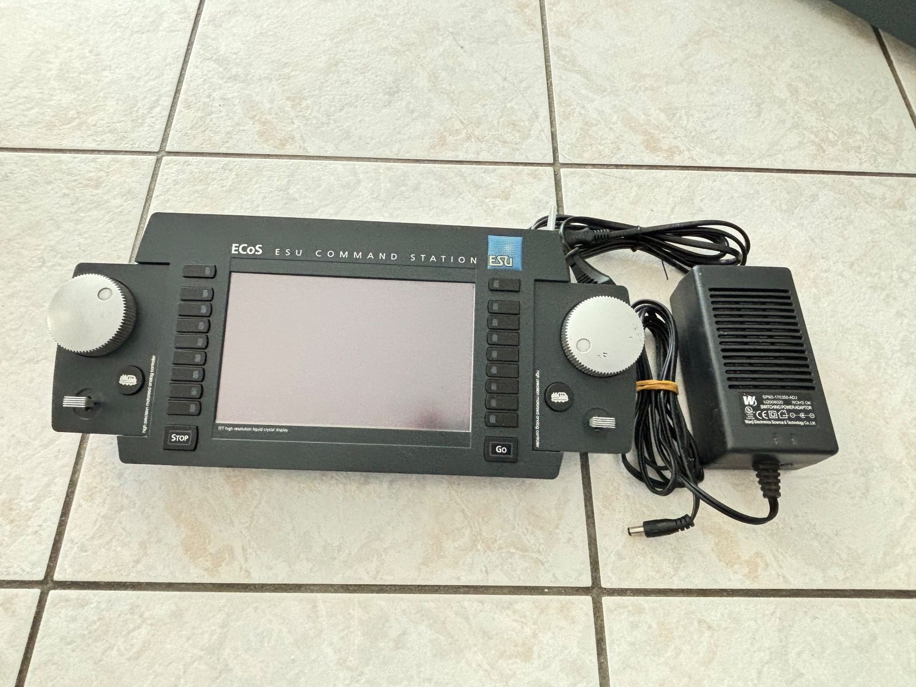 Esu Modellini di ferrovie: ESU 50200 Ecos 2 command station digital mit Soft 4.3.3 – Usato da Hauterive NE venduto da eriamch