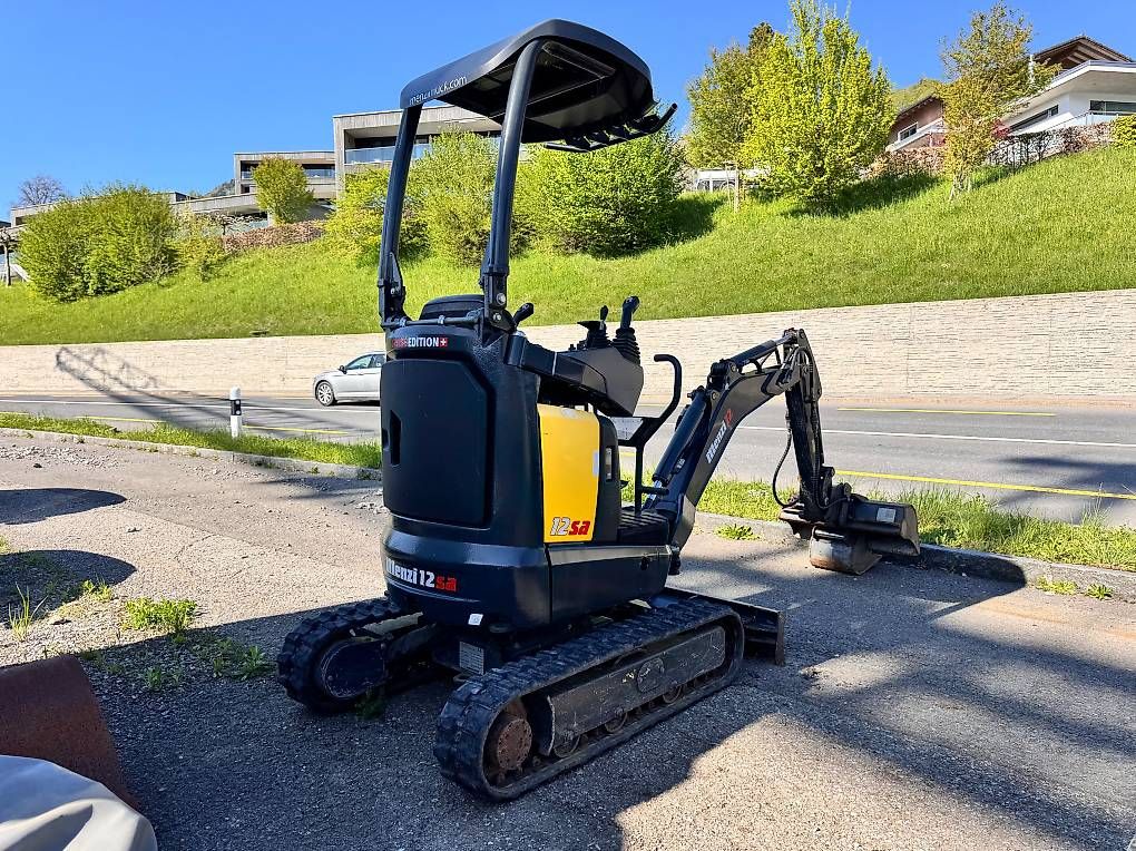 Menzi Muck Escavatori: Menzi 12sa – Usato da Steinen venduto da FIN 3