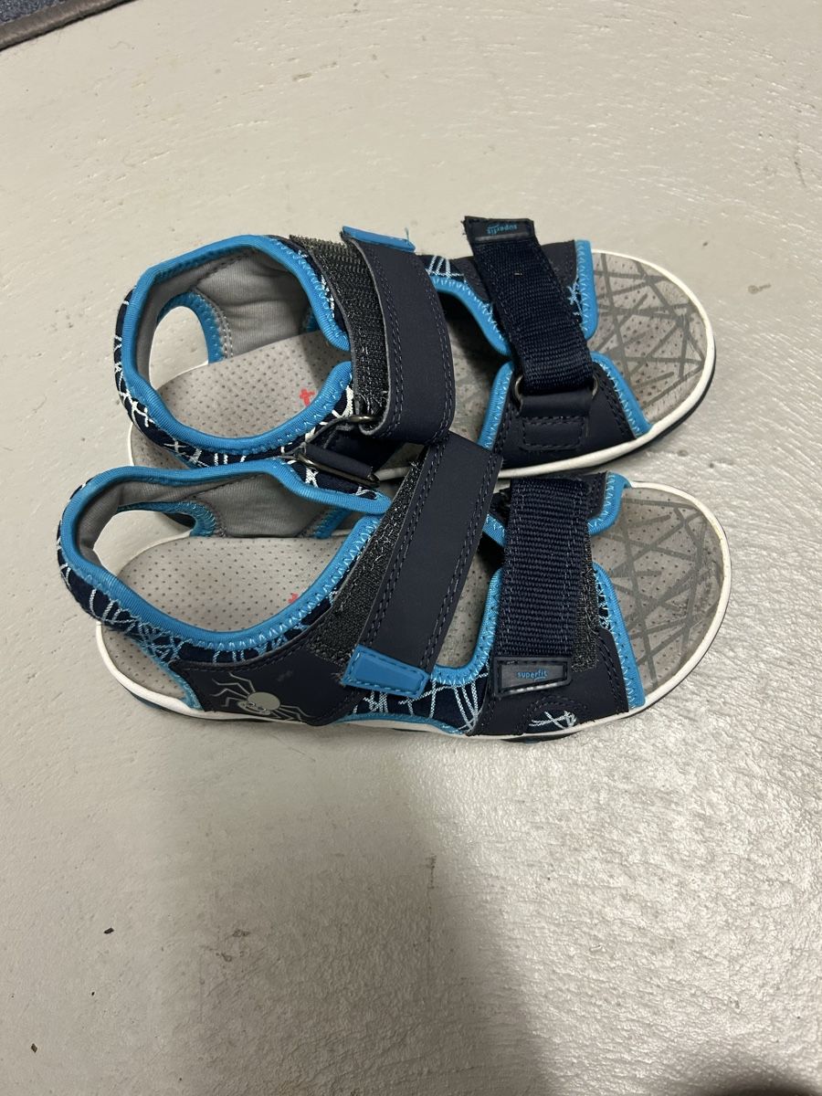 Schuhe für Jungen: Sandalen GR 31 neuwertig – Gebraucht aus Zug von Pmisko 2