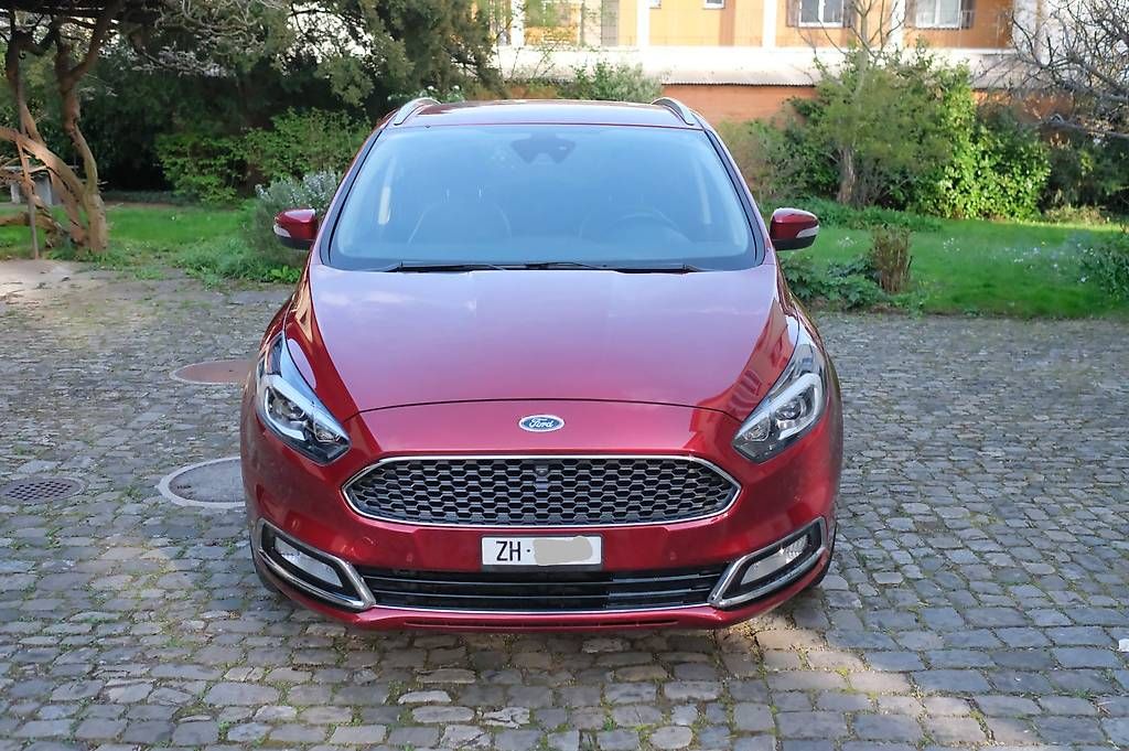 Ford Automobili: Ford S-Max 2.0 TDCi Vignale – Usato da Männedorf venduto da ppapp 2