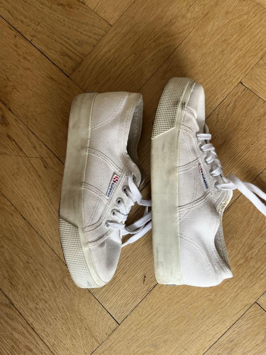 Superga Scarpe da donna: Superga Turnschuhe weiss Grösse 37 – Usato da Zürich venduto da vitobossha 2