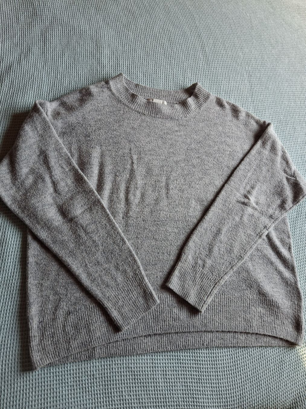 H&M Pullover & Sweatshirts: Pull gris taille M marque H&M 3% laine  – Gebraucht aus Villiers von san_jn5w