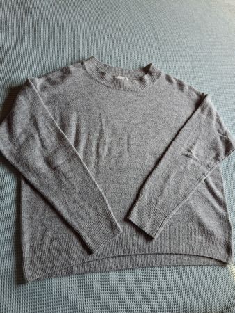 Pull gris taille M marque H&M 3% laine 