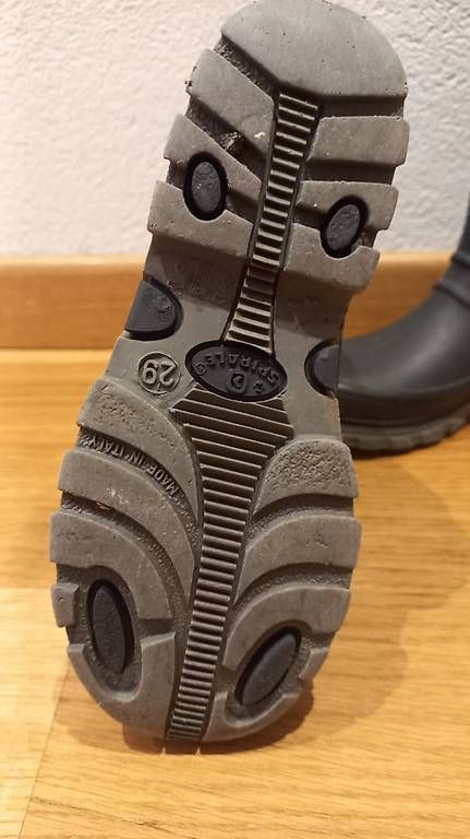 Schuhe für Jungen: Kinder Regenstiefel Gr. 29 – Gebraucht aus Leukerbad von vwgolf01
