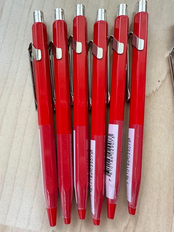ZENTO Basismodell Kugelschreiber Set (3 Stück) – 0,38 Mm, Schwarz/rot/blau, Mit Weicher Gel-Tinte, Langer Gummigriff