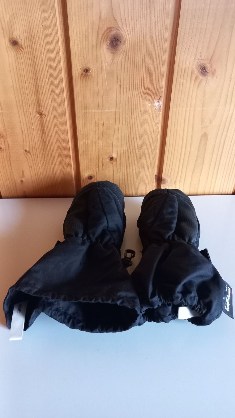 H&M Guanti: Kinder Handschuhe – Usato da Beckenried venduto da Wmarcie 3