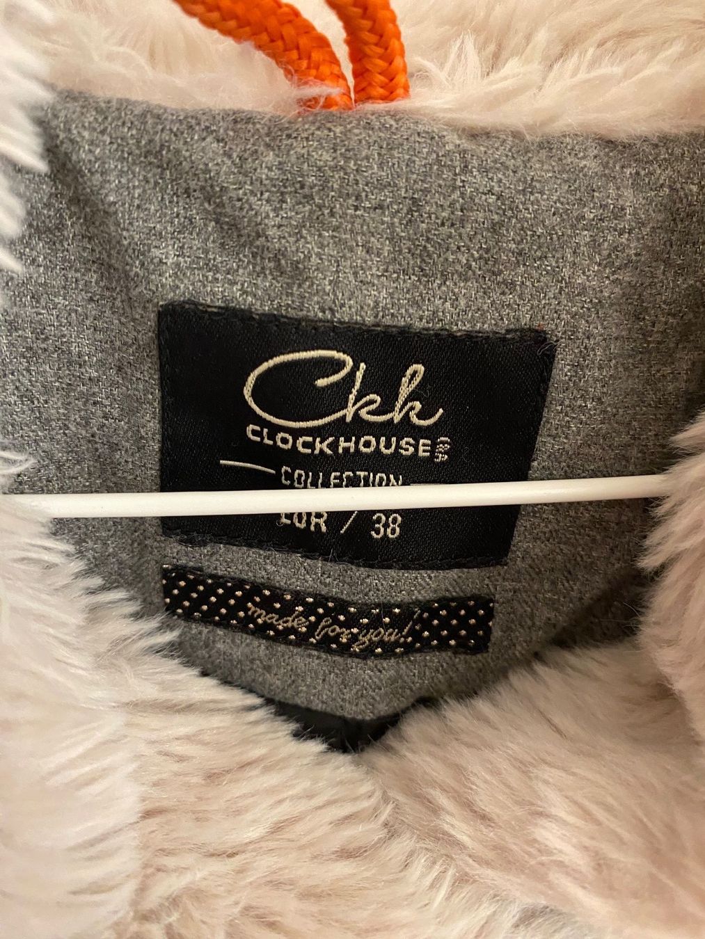C&A Giacche: Winterjacke Pufferjacke C&A Grösse 38 – Usato da Cham venduto da Eliissa 2