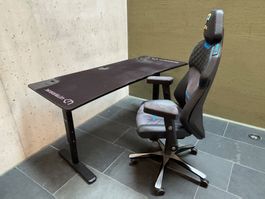 Gaming Stuhl&Tisch - Paluten/Ultradesk Top Zustand