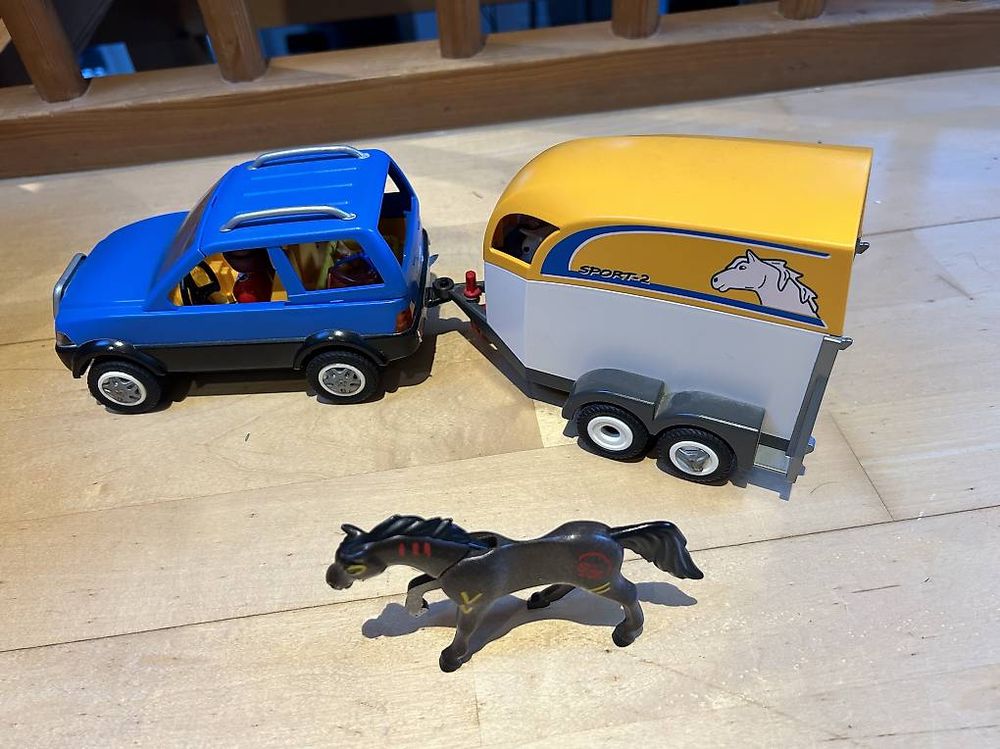 Playmobil Pferdeanhanger Mit Auto
