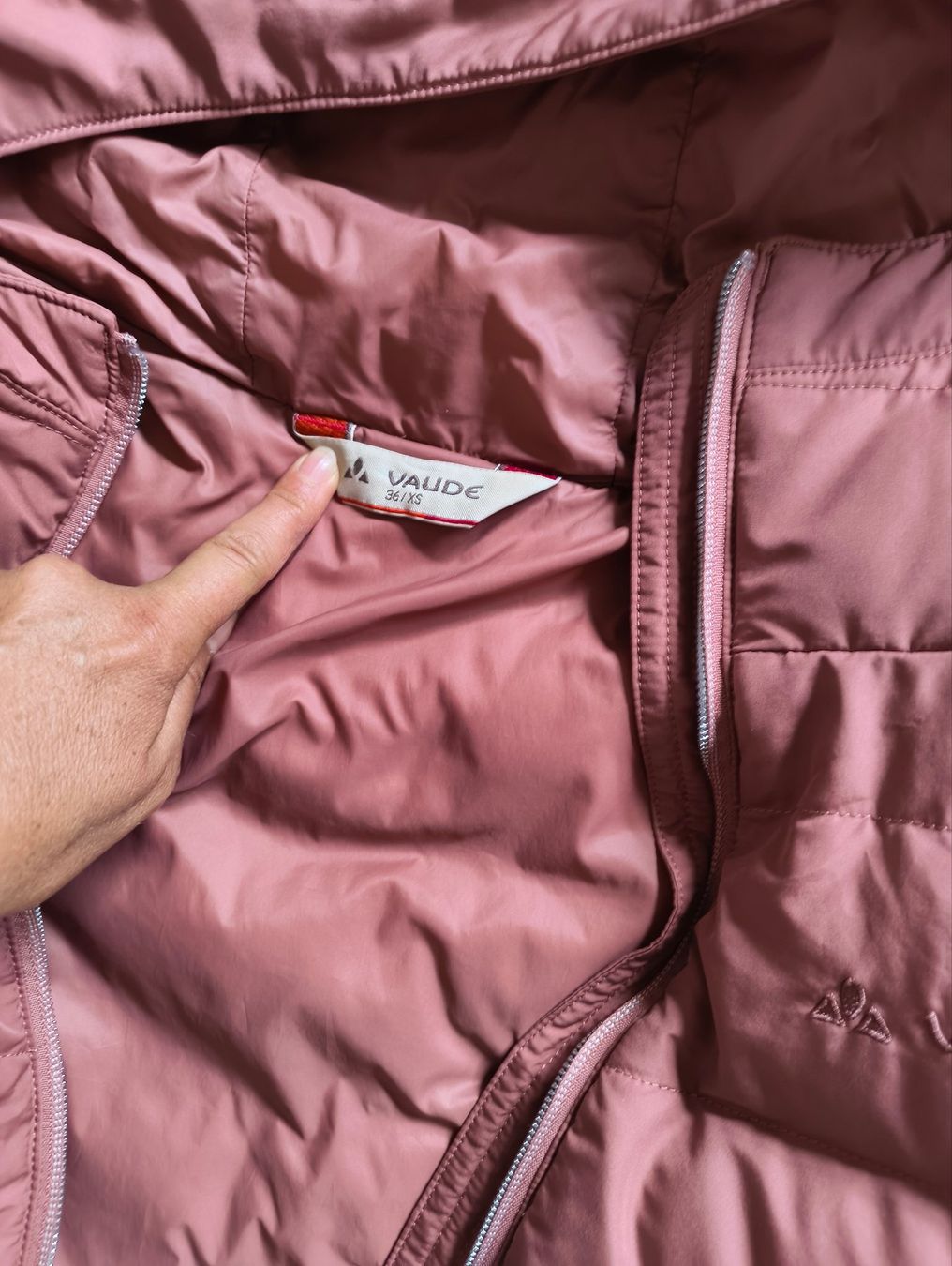 Mäntel: Doudoune en duvet de la marque Vaude – Gebraucht aus Monthey von maf_6mxz 2