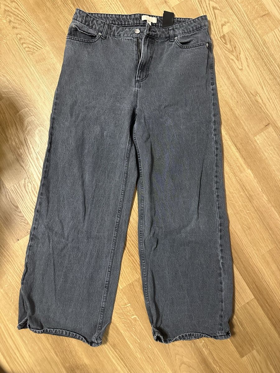 H&M Jeans: H&M Wide Leg Jeans, Grösse 40 – Usato da Pfaffhausen venduto da Geraldine12