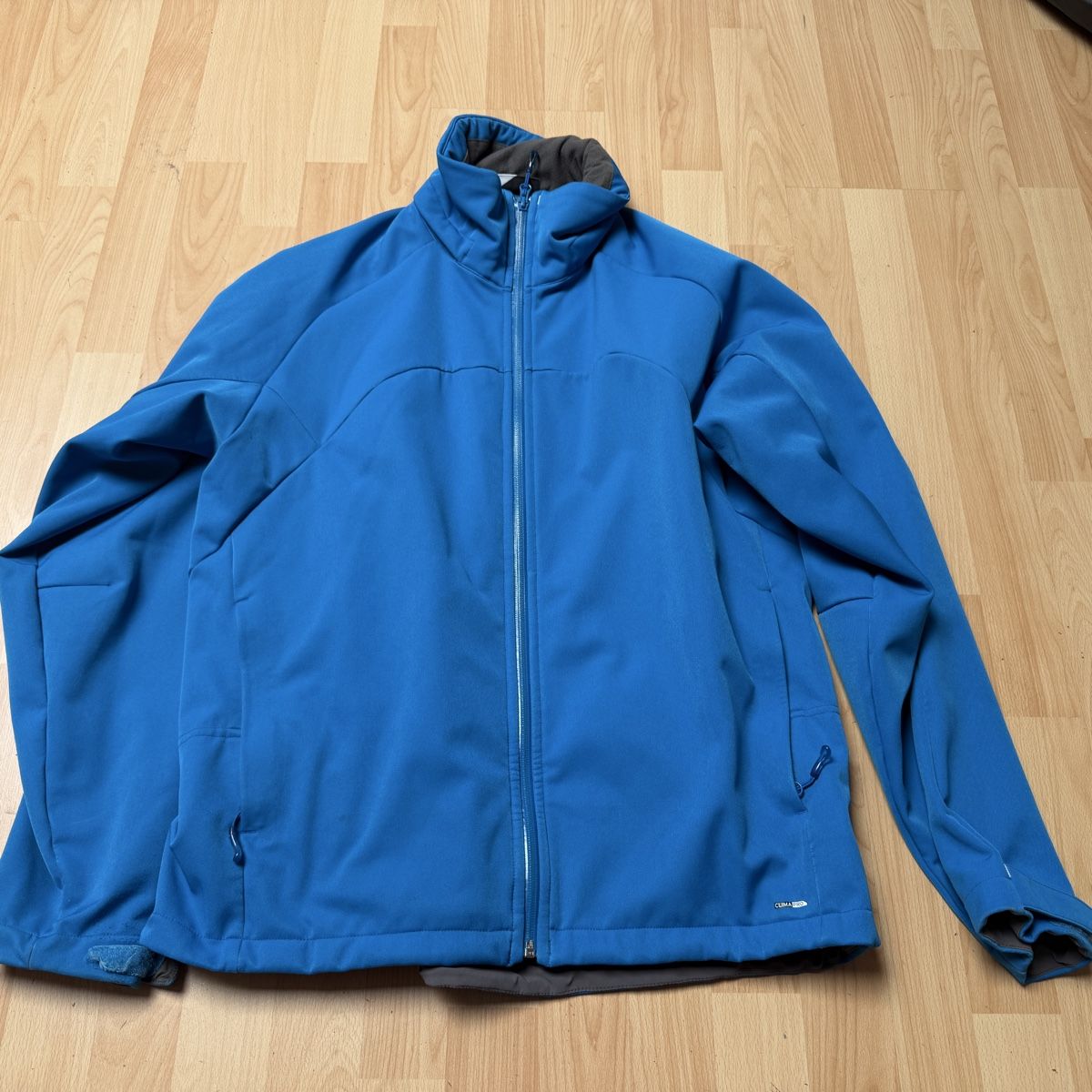 Salomon Jacken: Salomon Softshell Jacke ClimaPro Blau Gr. L – Gebraucht aus Thun von BanjoDan