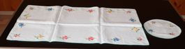 Läufer 69x40cm Deckchen Ø20cm weiss bunt (12)