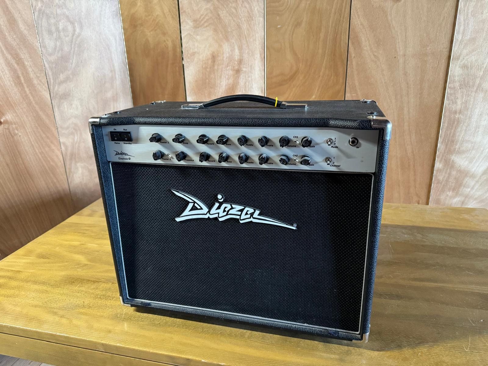 Verstärker: Diezel Einstein 2-Channel 50-Watt 1x12" Guitar Combo – Gebraucht aus St. Margarethen TG von Mac-PC