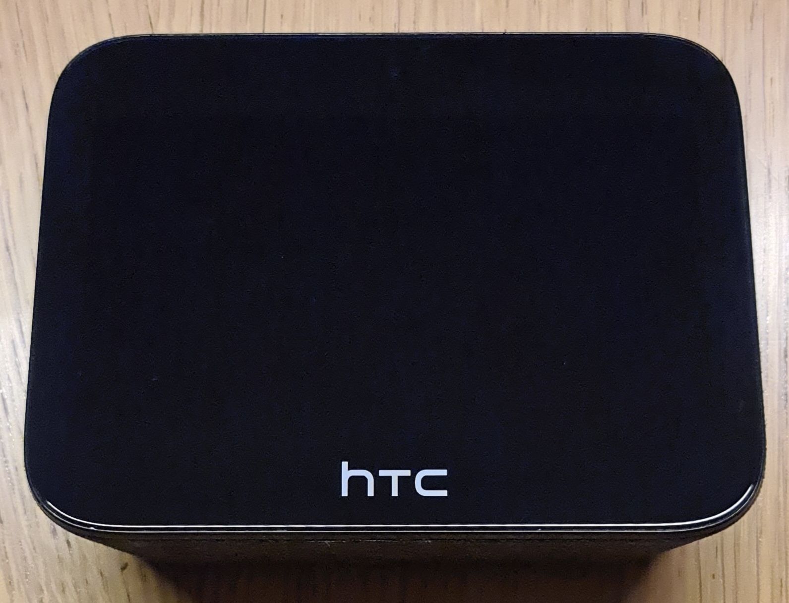 HTC Modem & Router: HTC 5G Hub – Usato da Seengen venduto da Fb0