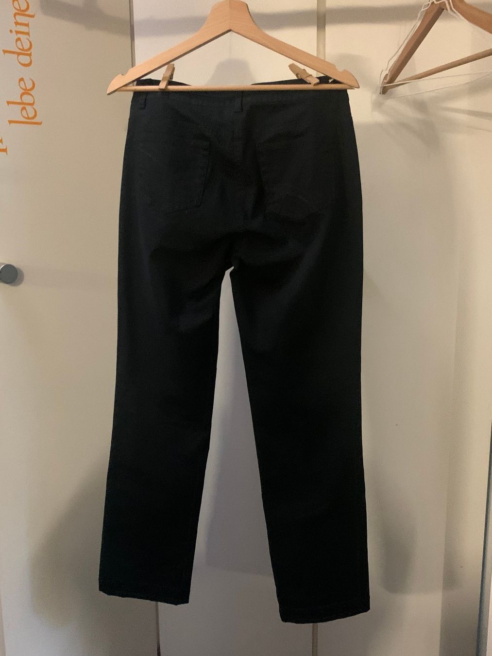 Jeans: Jeans DAMART schwarz, 38 – Usato da St. Gallen venduto da Miousch 4