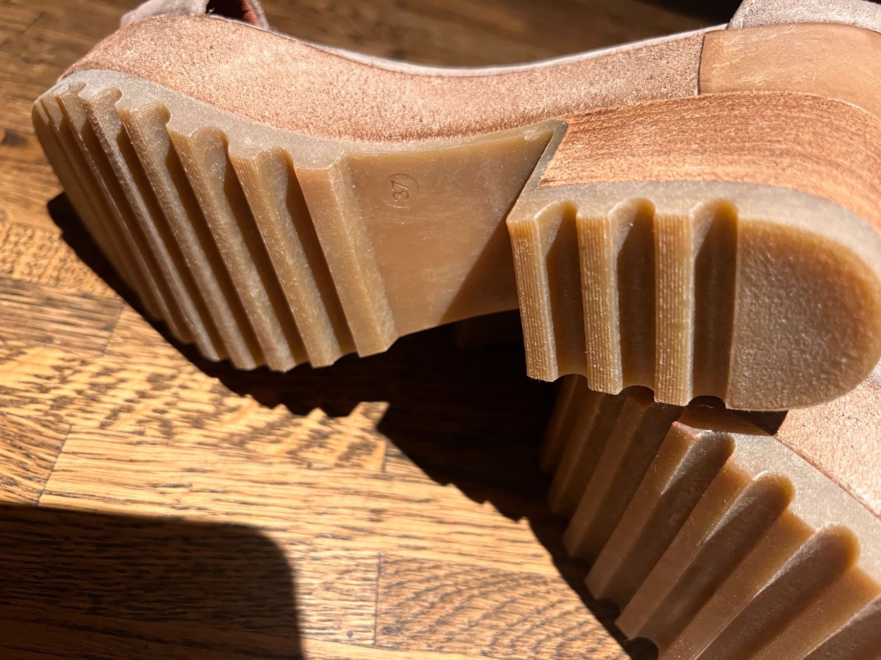 Mjus Chaussures femmes: Sandaletten Damenschuh Grösse 37 – D'occasion à Bern par cip_v9xh 2