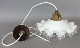 Antike Jugendstil Deckenlampe - Lampenschirm aus Opalinglas