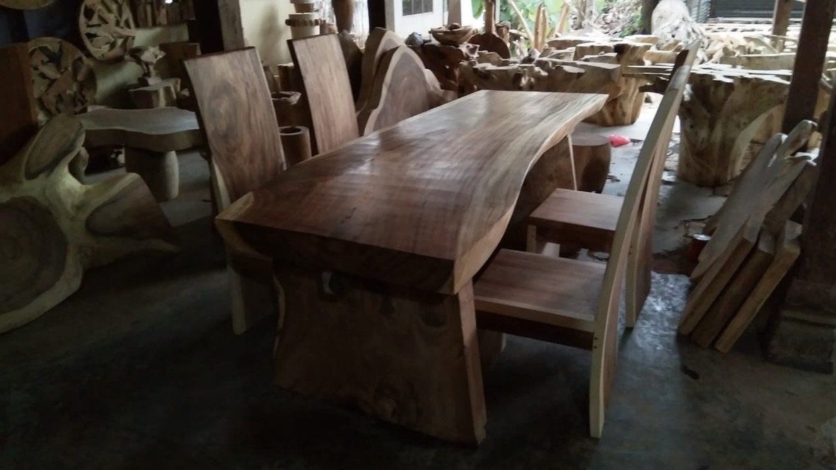 Tischset: Garnitur Sitzgruppe Tisch Stuhl Baumscheibentisch Suar Holz – Neu und originalverpackt aus Daisendorf von Wohn-Kult 4