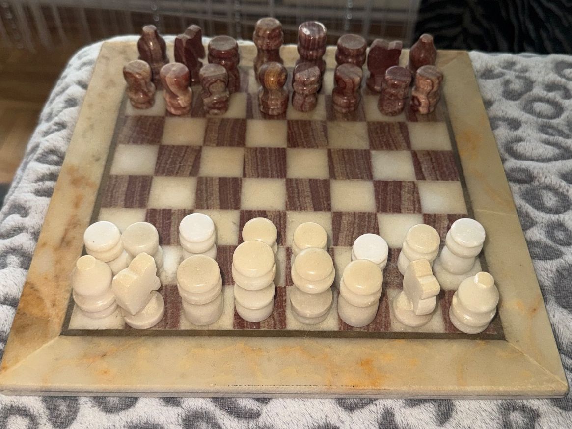 Giochi: Schachspiel aus echtem Marmor – Usato da Oberengstringen venduto da VanyZH 1