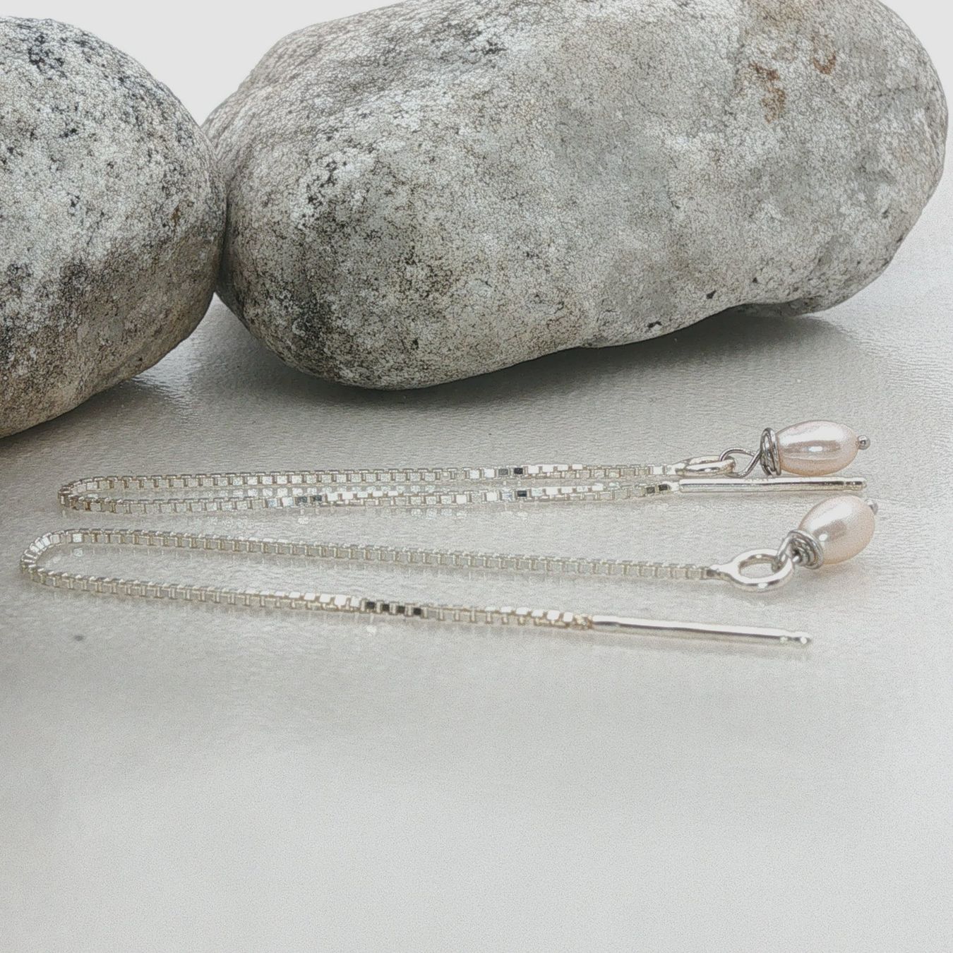 Olga Ribler Orecchini pendenti & Orecchini a lobo: Kettenohrringe mit Perlen in Silber 925 – Nuovo (secondo la descrizione) da Luzern venduto da Schmuckoutlet 2