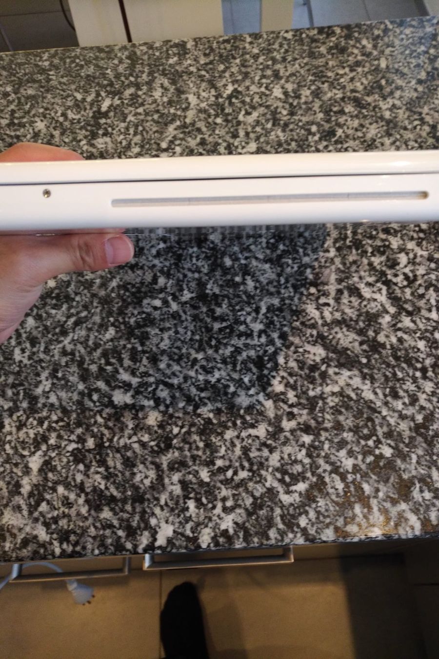 Apple Notebook: MacBook A1181 - weiss – Usato da Rikon im Tösstal venduto da s_tenz 3