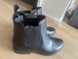 Schicke, schwarze Stiefeletten, Gr. 39 Leder