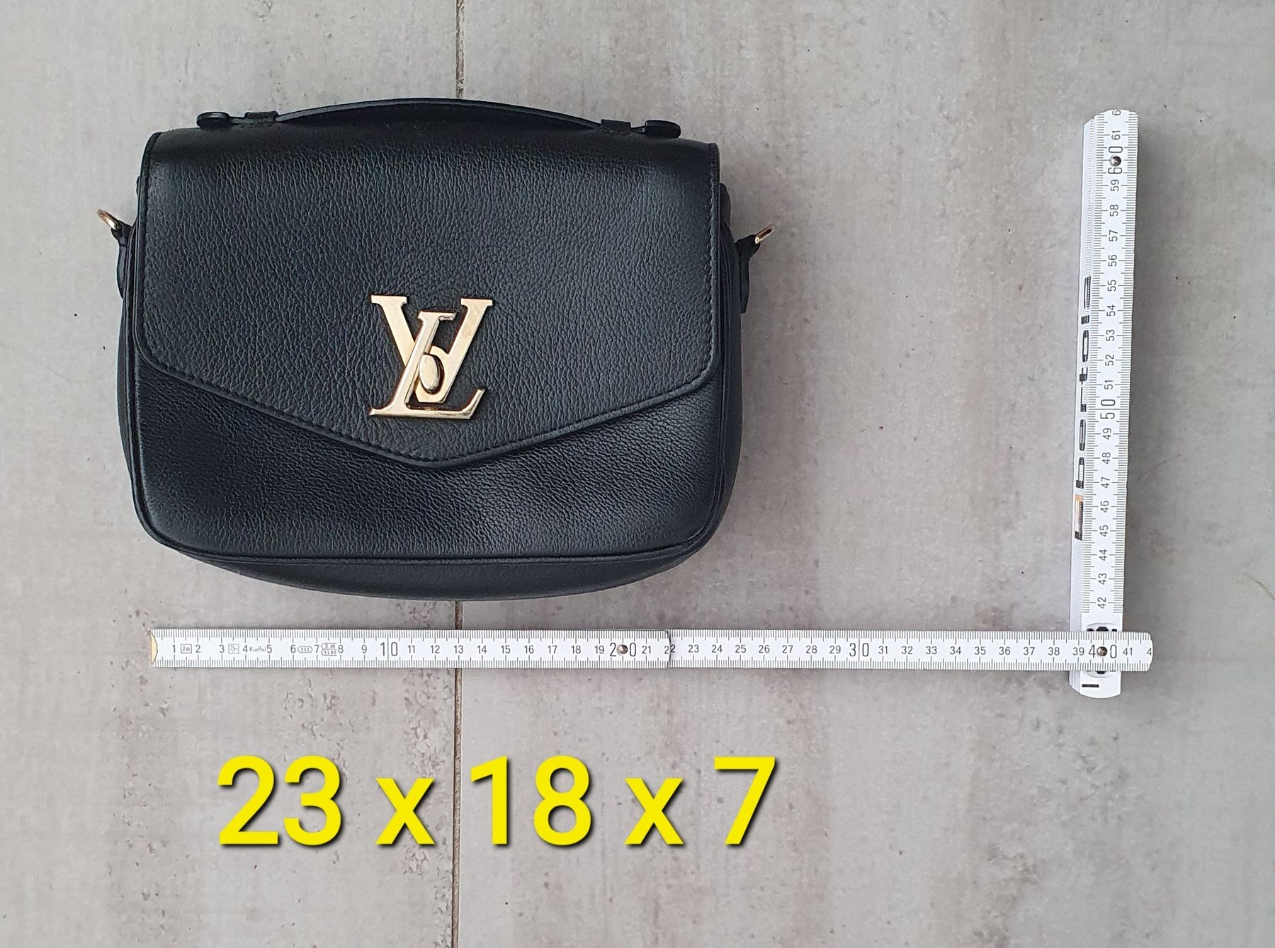 Louis Vuitton Sacs femmes:  Louis Vuitton Oxford Lockme noir – D'occasion à Erde par zakleblanc 5