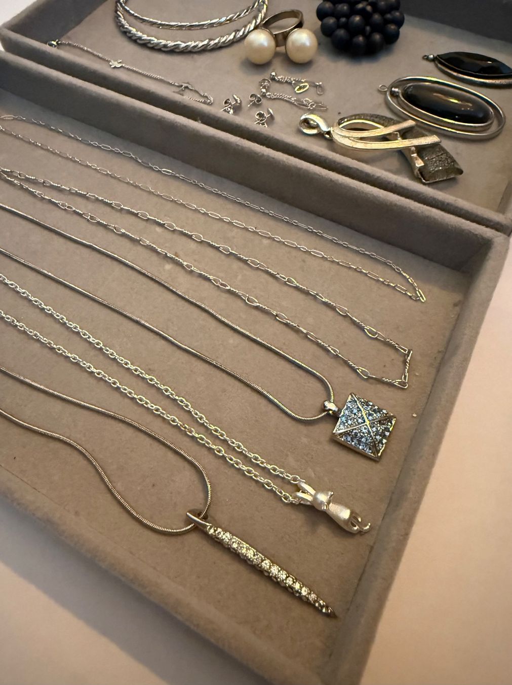 Autres bijoux: Modeschmuck-Konvolut, silber (16) – D'occasion à Dachsen par Lor_sch 1