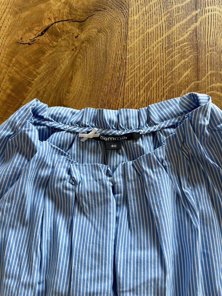 Comma Camicette: Comma Bluse gestreift ärmellos Grösse 40 - top Zustand  – Usato da Urswil venduto da LMT89 2