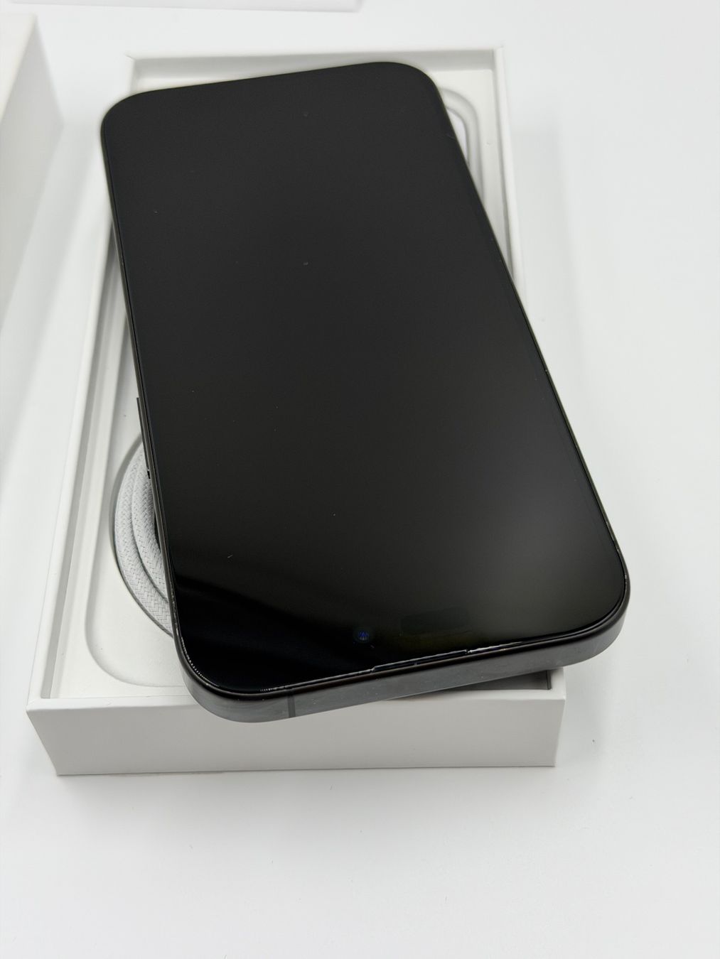 Apple Telefoni cellulari / Smartphones: iPhone 15Pro 256 Schwarz Top Zustand – Nuovo (secondo la descrizione) da Chur venduto da ReplaceHub 6
