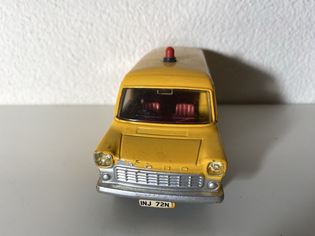 Dinky Toys Modellini d'auto: Dinky Toys Ford Transit – Usato da Winterthur venduto da ben_9vxx 1