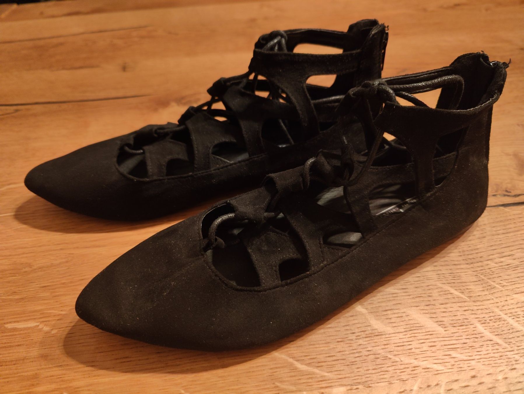 Scarpe da donna: Elegante Sandalen geschnürt – Usato da Zürich venduto da Philidell