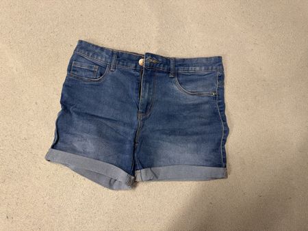 Damen Jeans Shorts ONLY blau Grösse M 