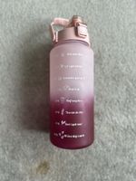 Trinkflasche mit Zeitmarkierung 2 Liter rosa neuwertig
