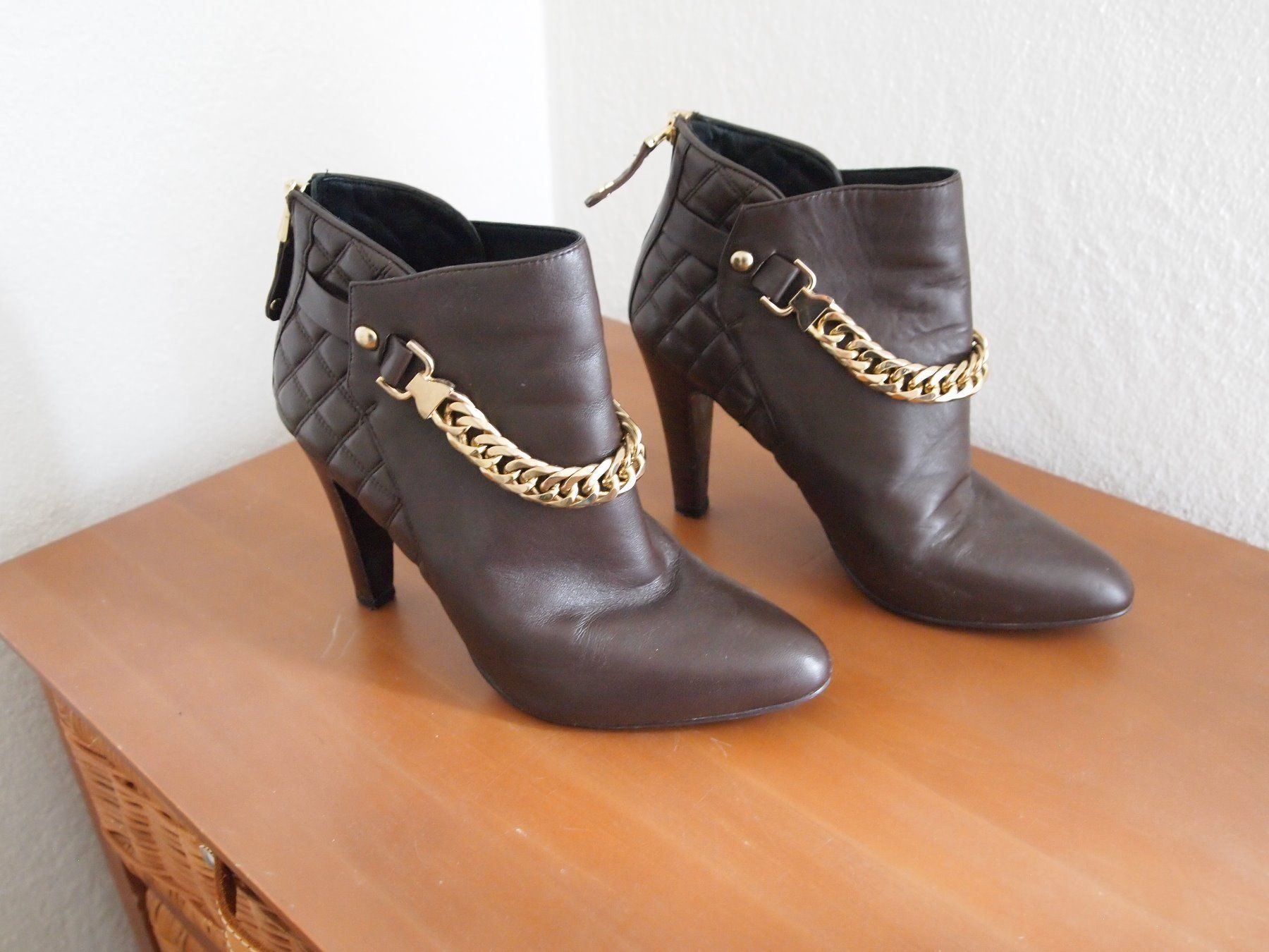 Scarpe da donna: Guess Echtleder Stiefeletten – Usato da Volketswil venduto da ald_2x9b 3