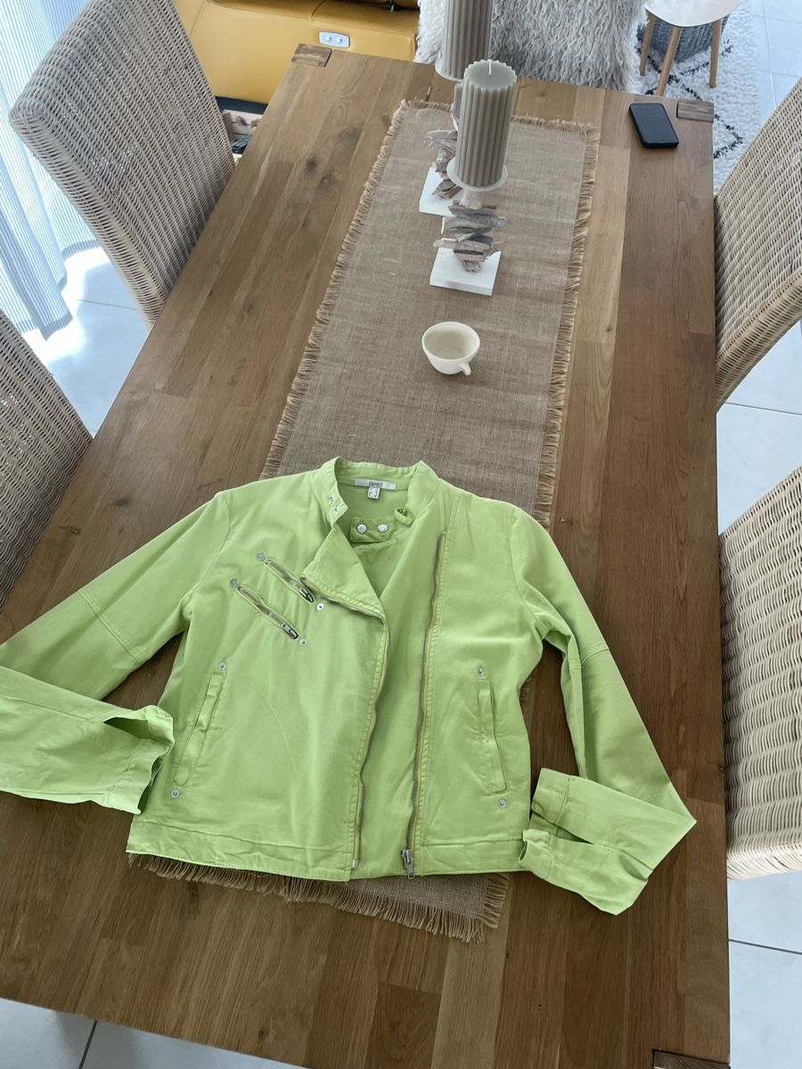 Esprit Giacche: Esprit Jacke.Grösse 36. Neuwertig!! – Nuovo (secondo la descrizione) da Dübendorf venduto da jlu_r7hz