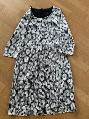 More and more Kleid