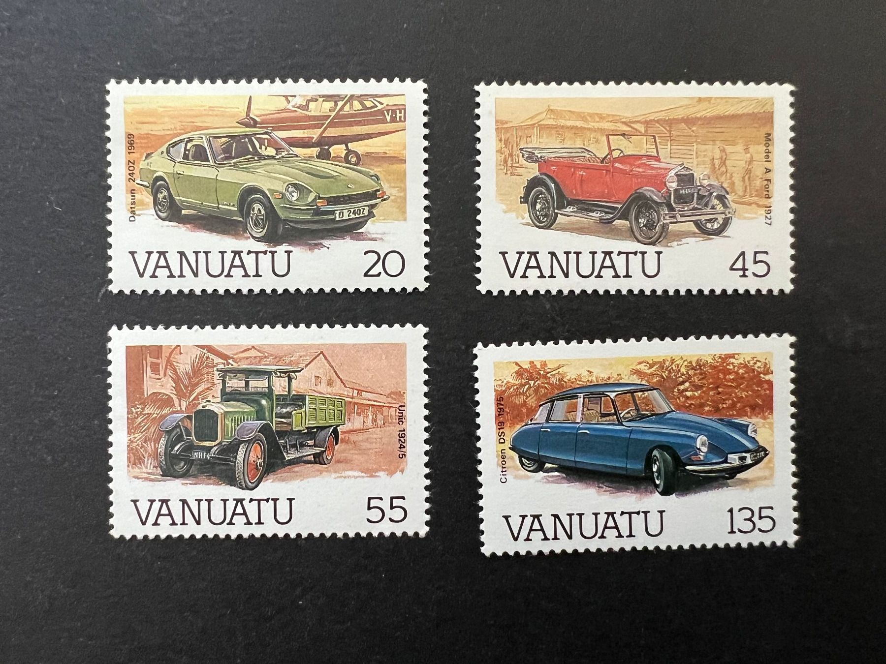 Tutti i francobolli: Vanaute  Autos ** Luxus (C590) – Nuovo (secondo la descrizione) da Hinwil venduto da Sidi4