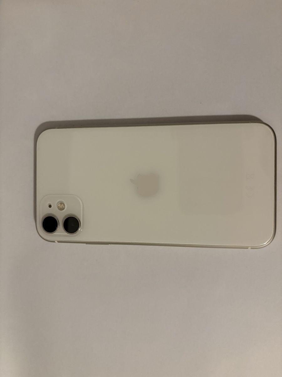 Apple Telefoni cellulari / Smartphones: iPhone 11 bianco  – Usato da Rancate venduto da mel_r7cj 1