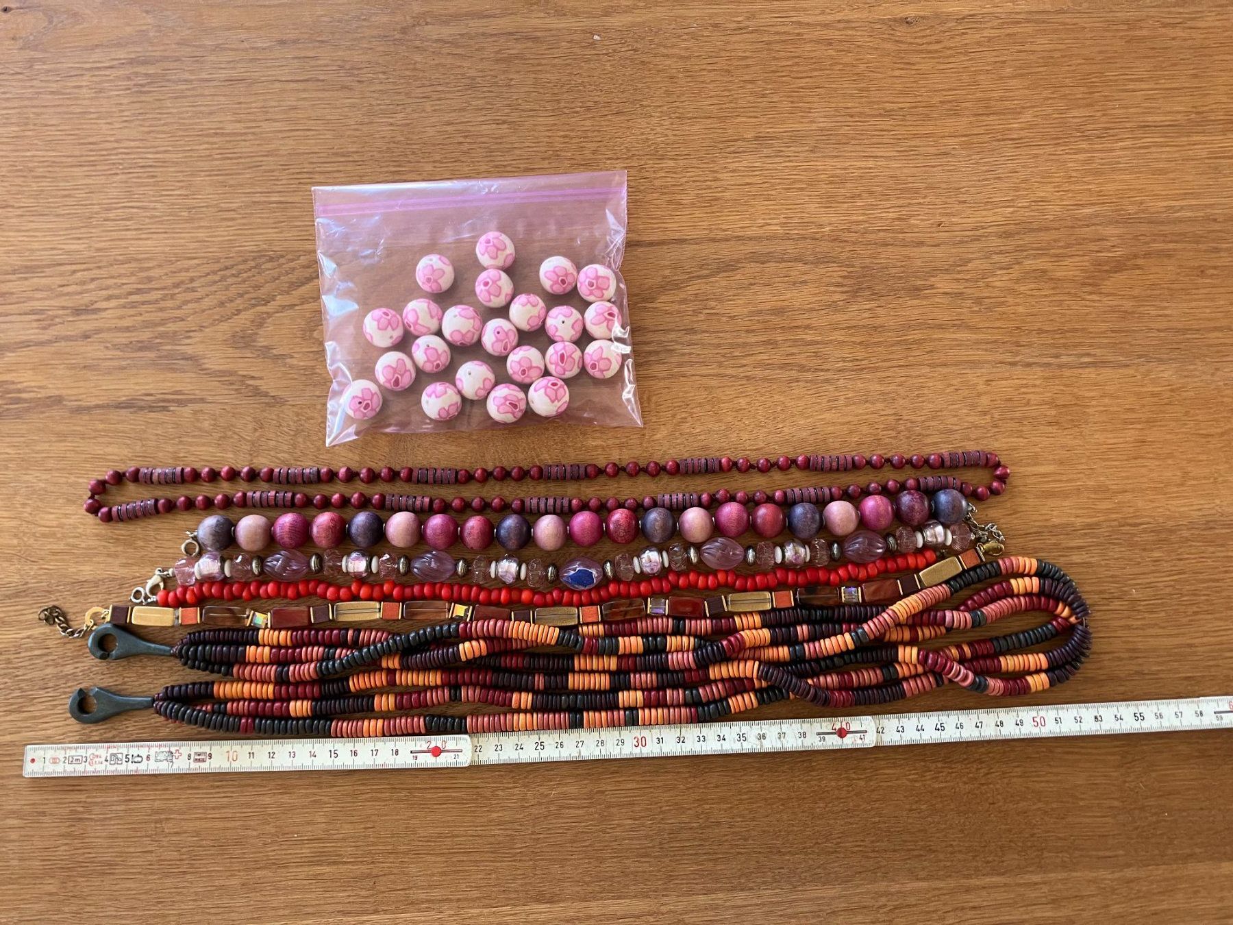 Ketten: Modeschmuck rot-gelb, orange bis rosa – Gebraucht aus Bern von Tante4Emma