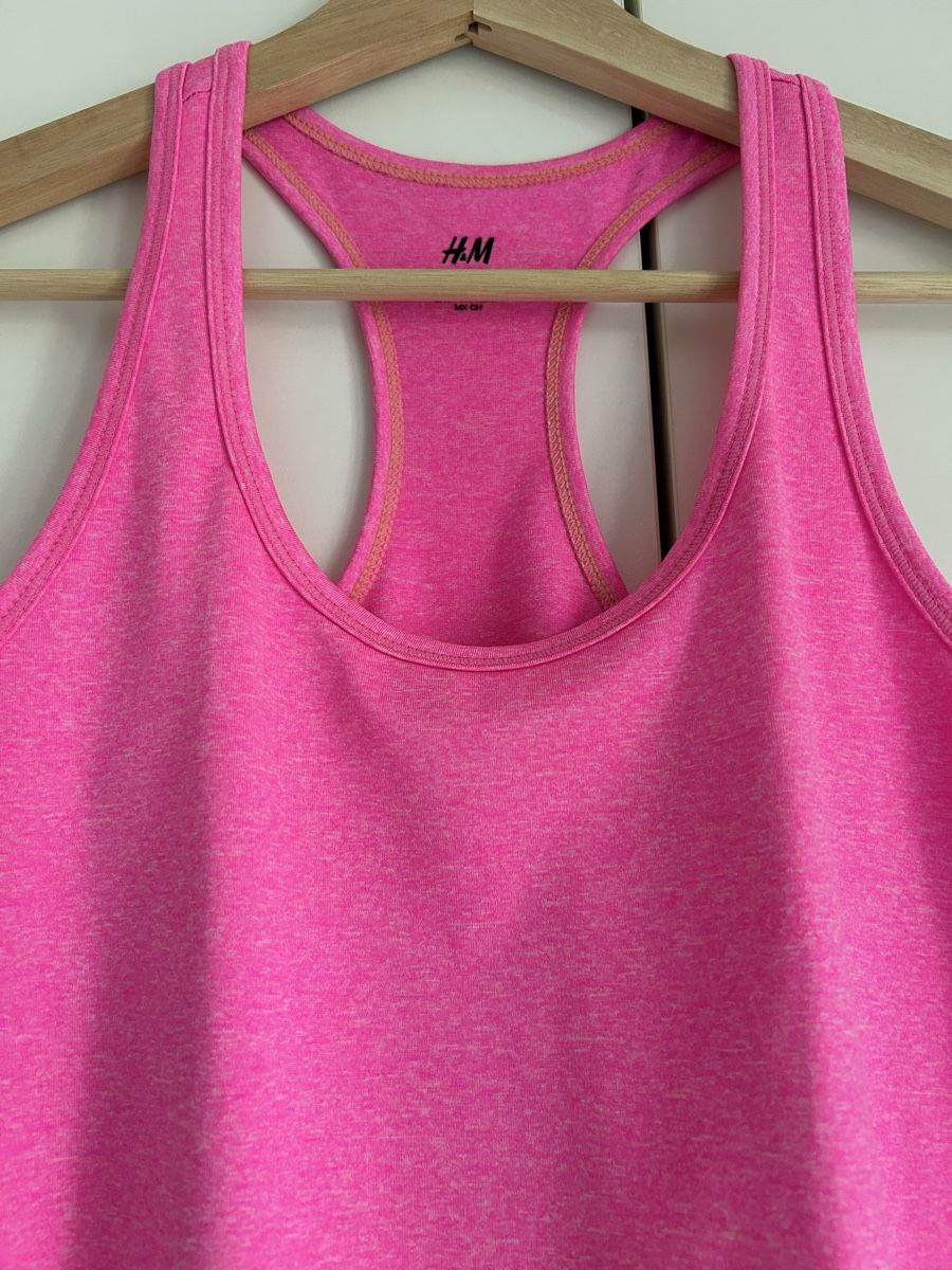 H&M Top: H&M Sport Top Pink Gr. S – Usato da Zürich venduto da Lolaa123 1