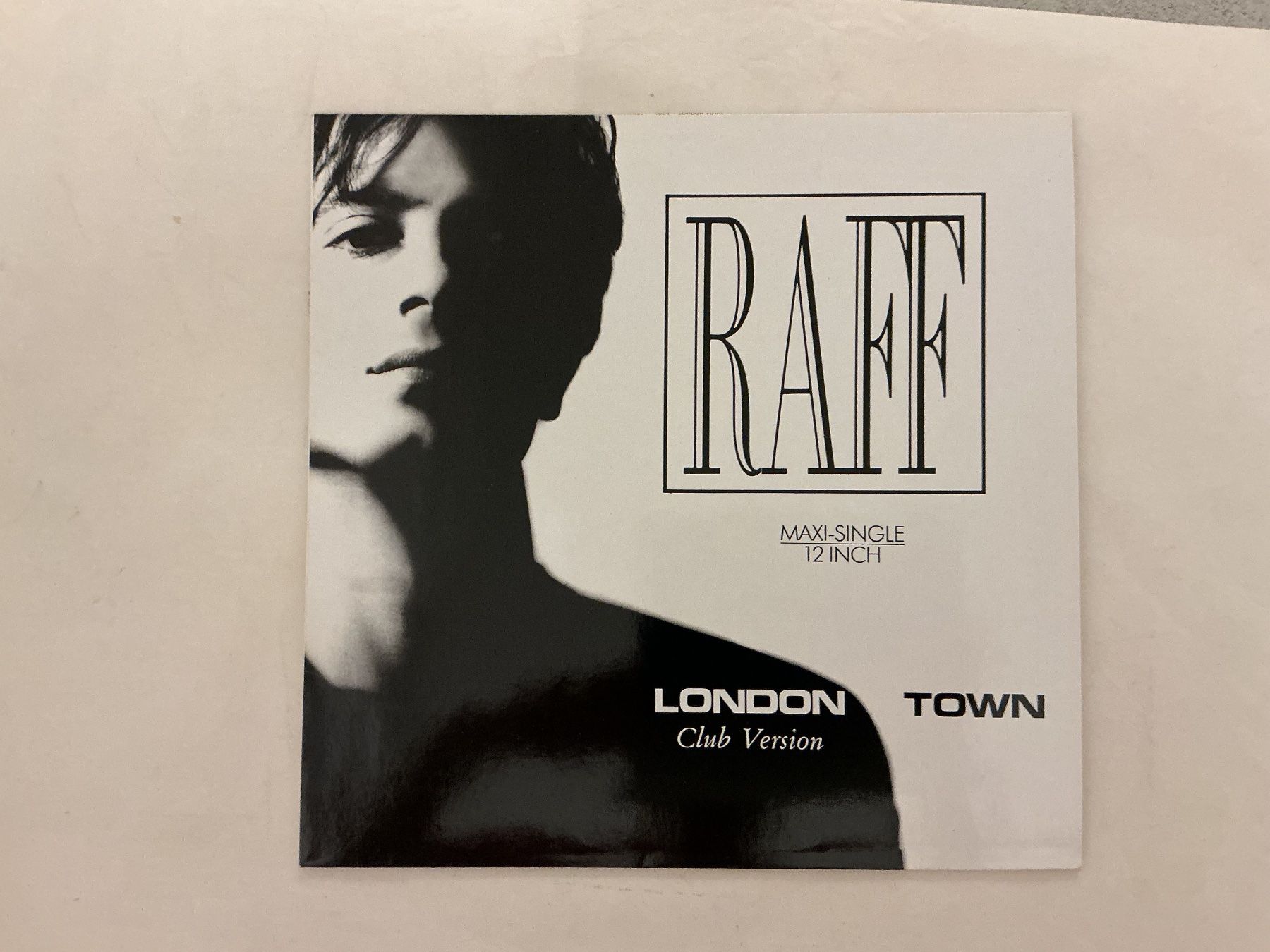 Schallplatten: RAFF  - London Town Maxi-Single – Gebraucht aus Winterthur von Tumko-Vinyl