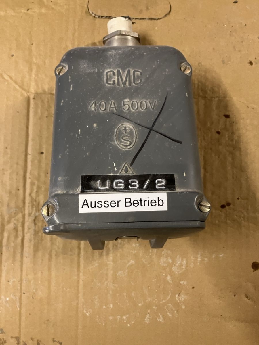 Spine: CMC Aussensteckdose 40A 500V Starkstrom IP67 – Usato da Schlatt TG venduto da bolero135